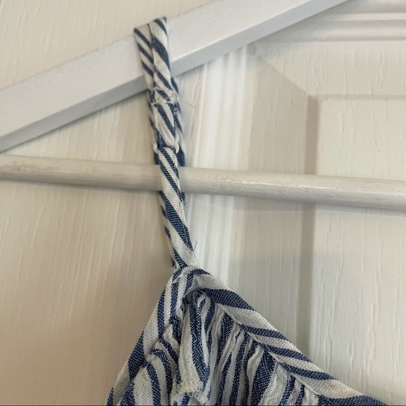 American Eagle blue and white striped chambray off the shoulder top Size Large - Picture 6 of 10